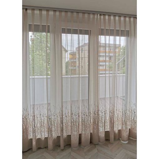 DANILO Csipke függöny modern kivitelben. 