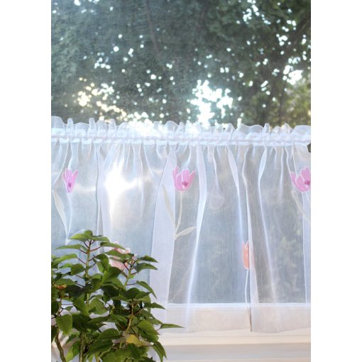 Fehér organza vitrázsfüggöny tulipánnal, 150 cm széles x 56 cm magas.